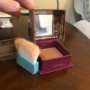 Hoola Benefit Bronzer and Brush Palmsized Compact